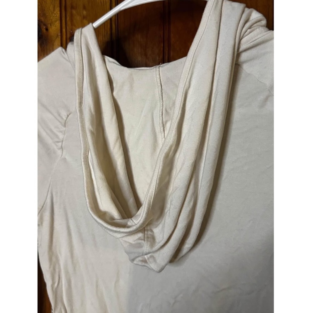 Prana Hoodie Small Cream Mandala Graphic V-Neck Bamboo Rayon Long Sleeve Top - Picture 5 of 6